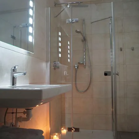 Apartament Familie Alt Rinn, Innsbruck Rinn