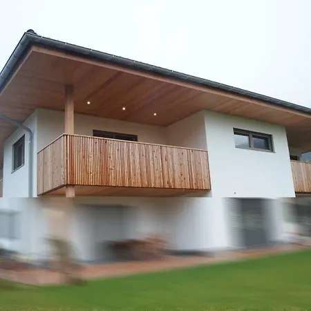 Familie Alt Rinn, Innsbruck アパート *