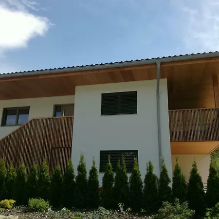 Familie Alt Rinn, Innsbruck Apartment Rinn